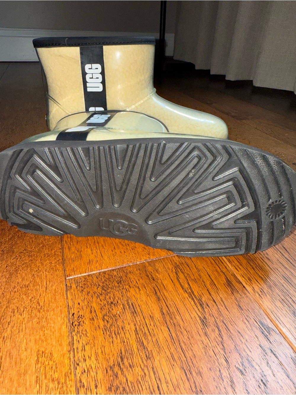 UGG Kids Pale Yellow Shearling Rain Boot - Picture 3 of 13
